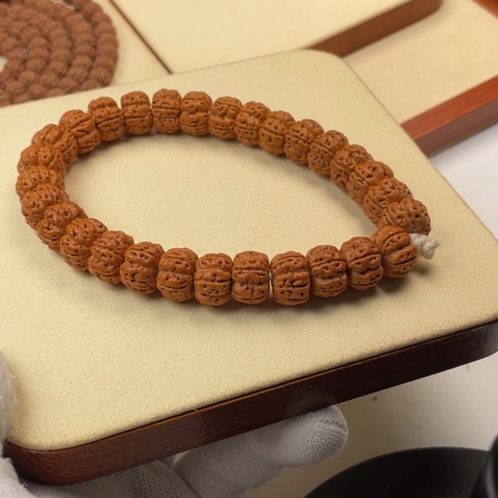 涛***吊坠金刚菩提泰森1.4