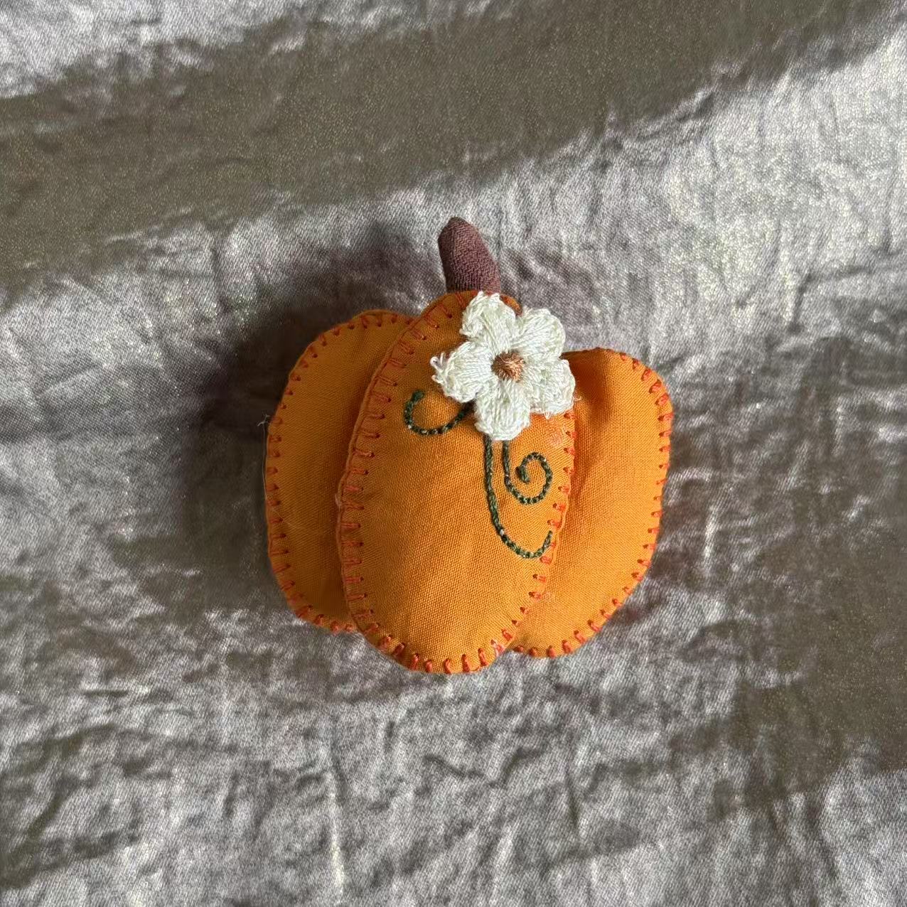 非金属布艺胸针  【续吉专享】｜小南瓜｜复古百搭手工立体小南瓜胸针