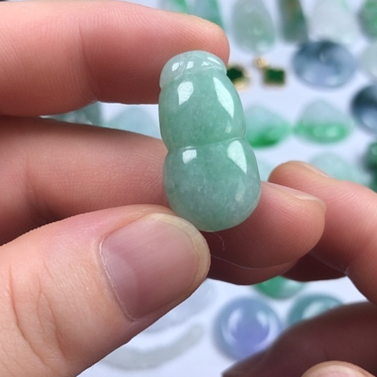 颈饰未镶嵌翡翠葫芦