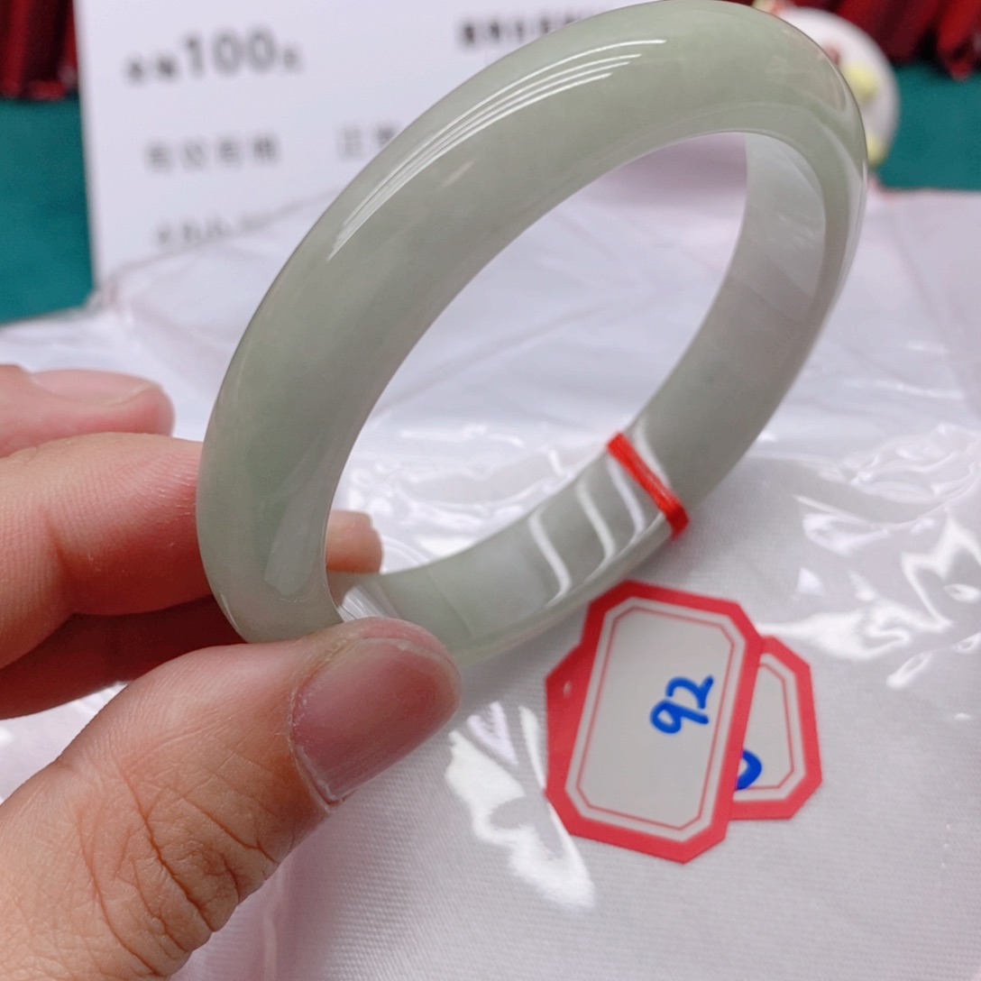 翡翠手镯未镶嵌小****）9222222222