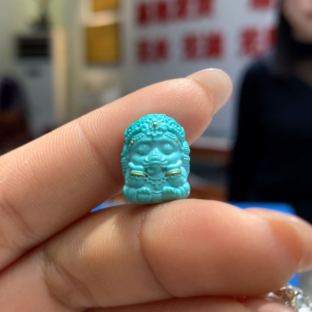 绿松石配饰未镶嵌