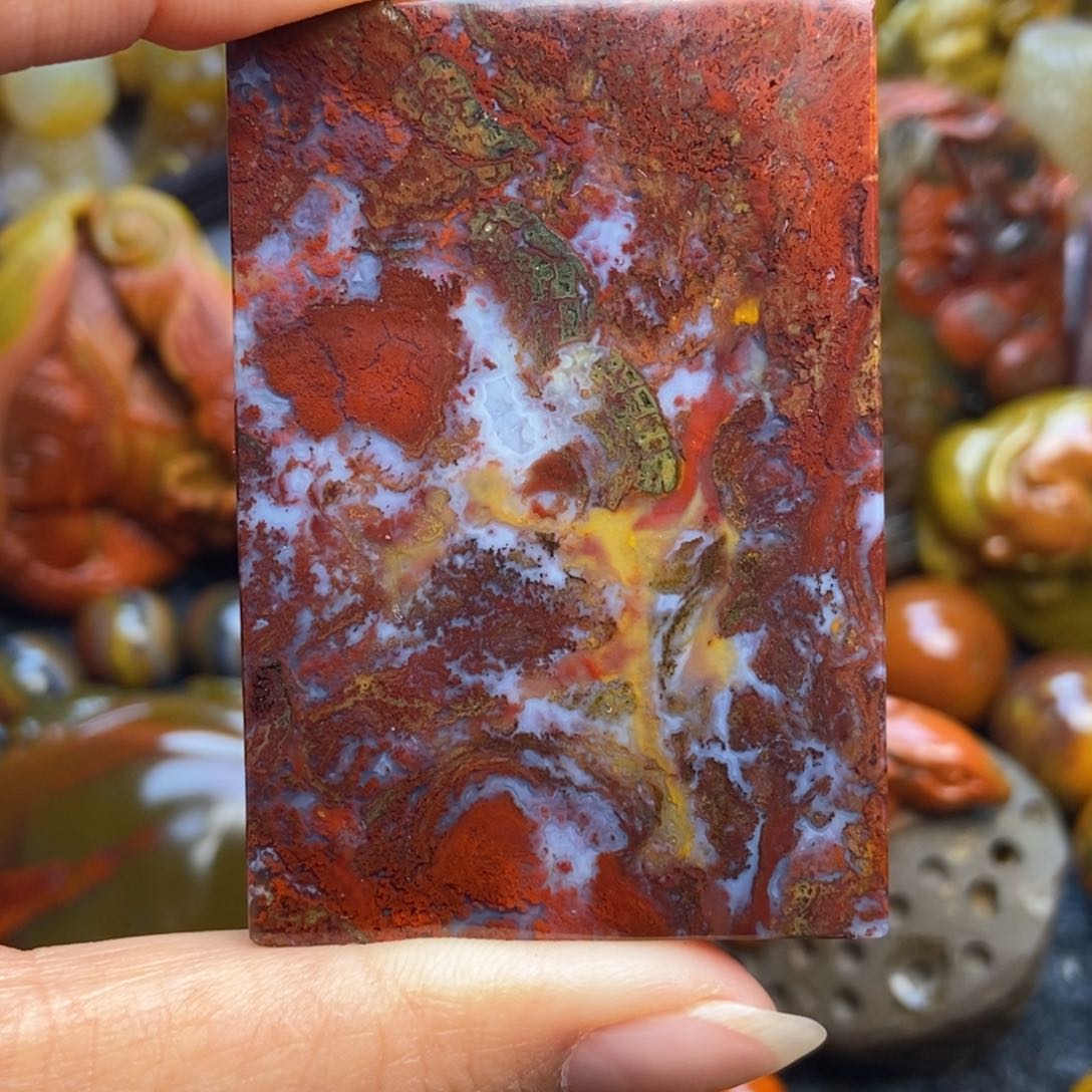 玛瑙/玉髓颈饰未镶嵌战国红