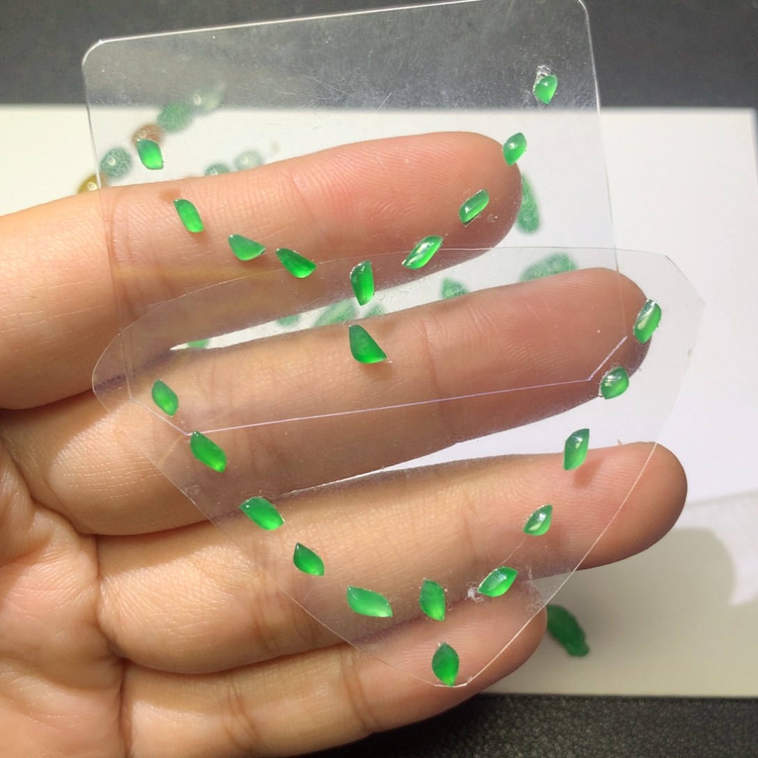 颈饰未镶嵌翡翠梁**X