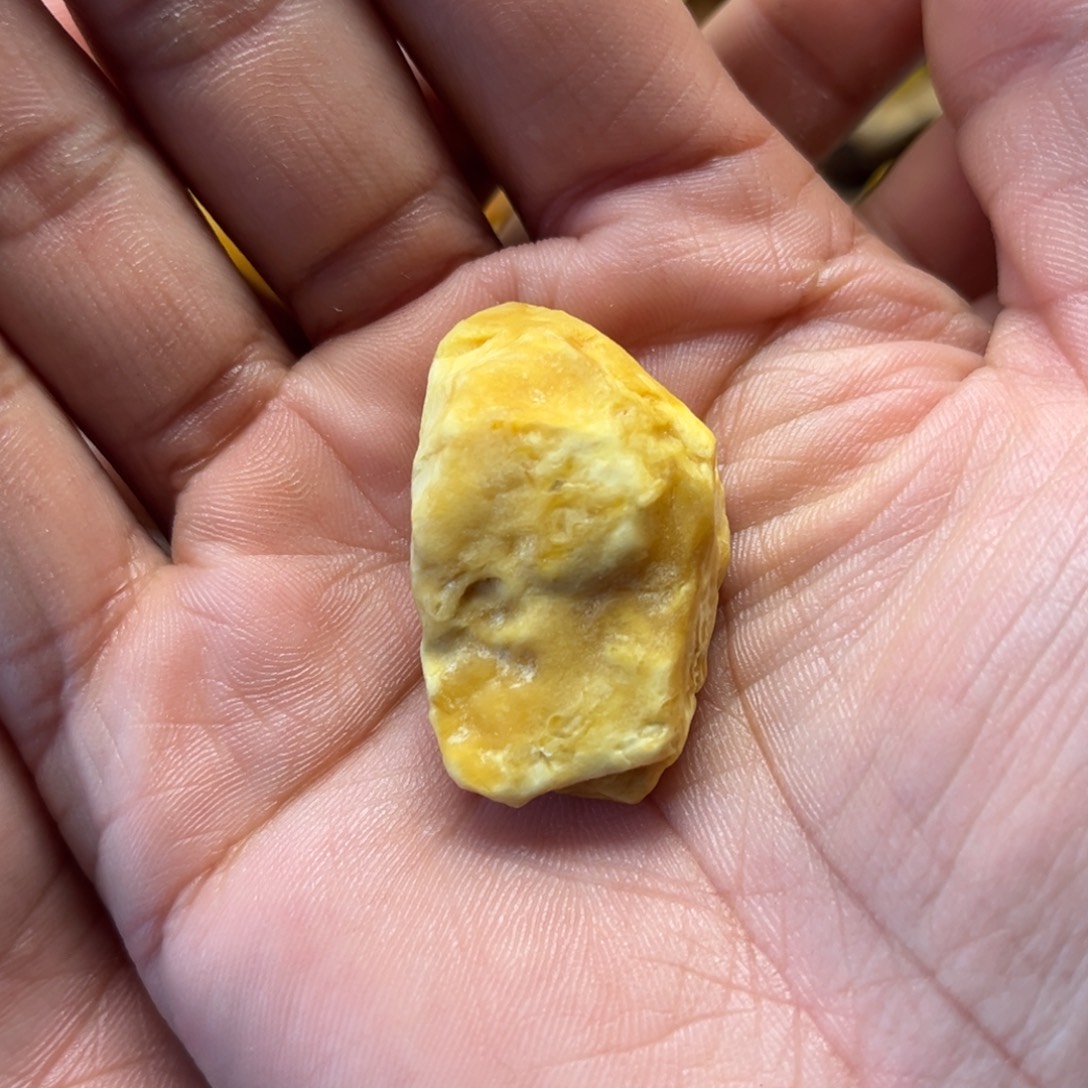 r***m定制琥珀未镶嵌蜜蜡定制珠子