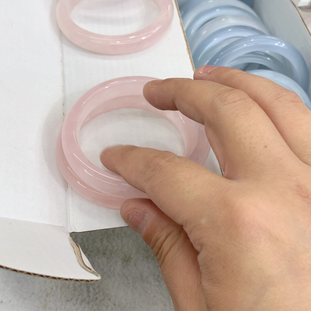 查罗石手镯（开口镯）合金58粉水默认微瑕