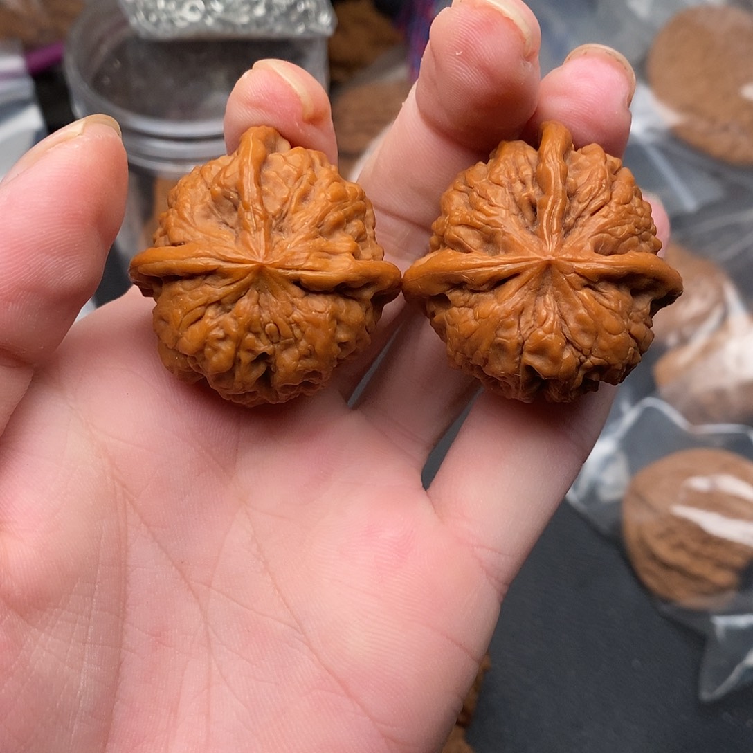 文玩核桃吊坠雨花石