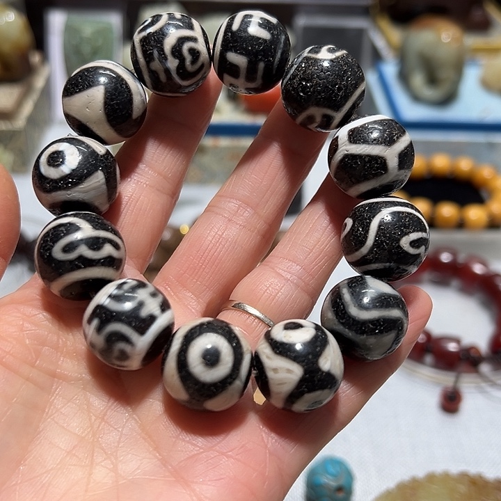 十***子玛瑙/玉髓未镶嵌颈饰