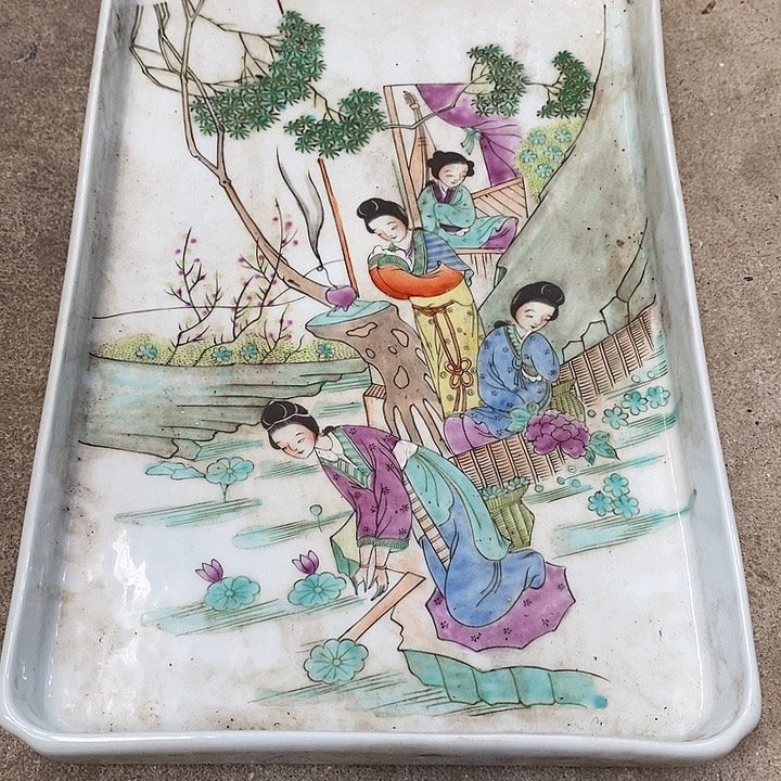 瓷片我也好可爱的啊哈