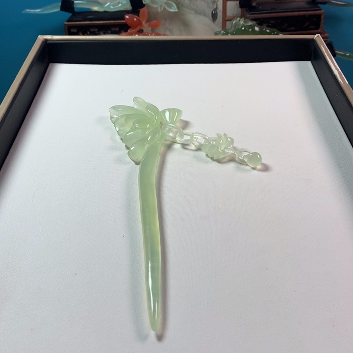 蛇纹石玉发簪未镶嵌建*