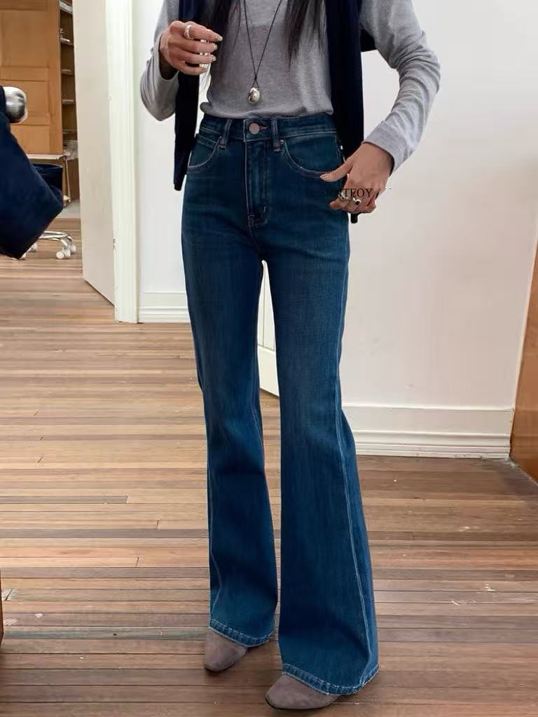 必入女神系列~自带瘦身滤镜！韩国复古蓝显白提起色长腿喇叭裤！