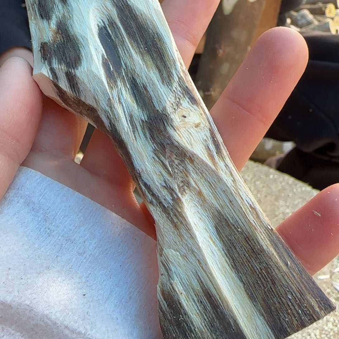 树脂制品40奇楠原木一个