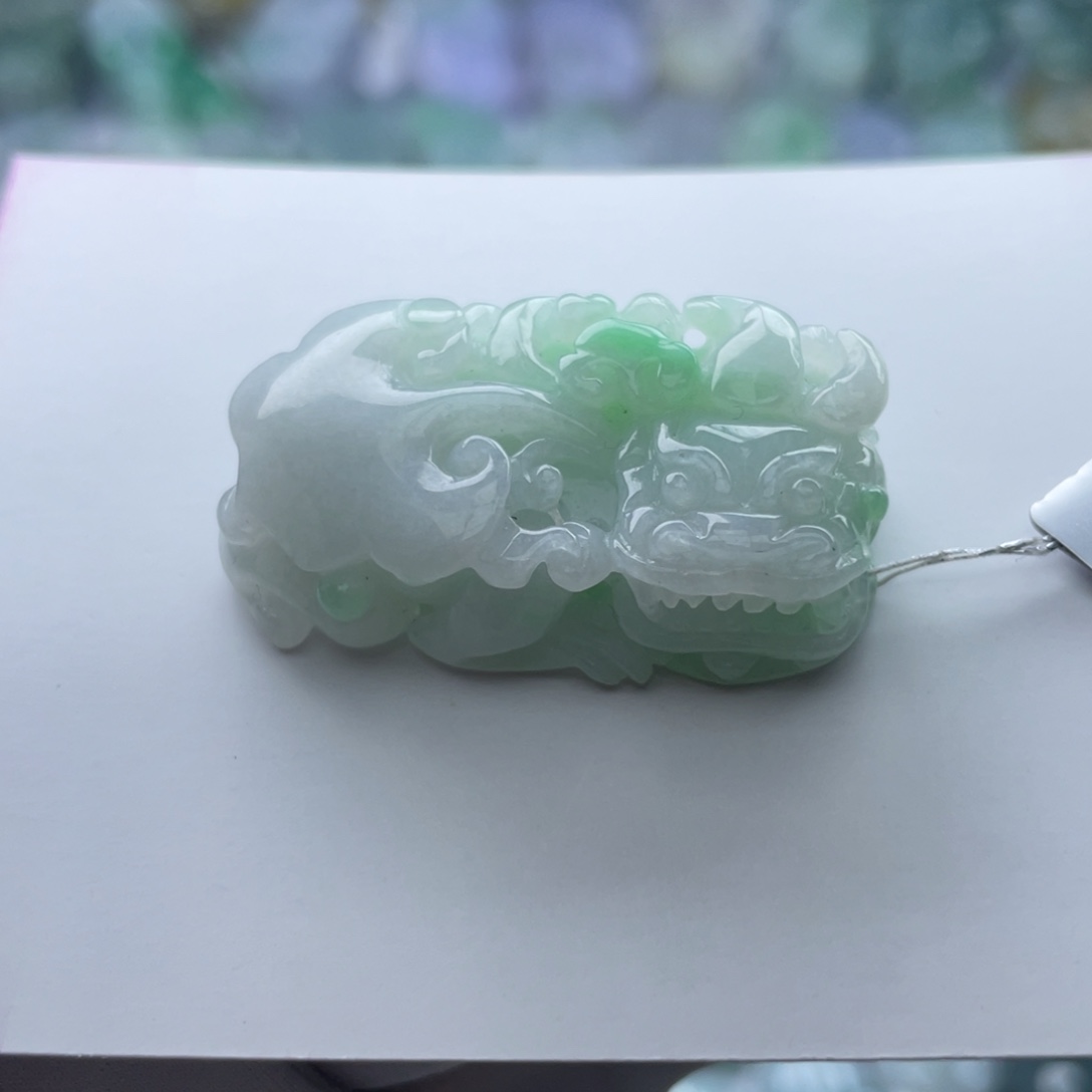 翡翠颈饰未镶嵌貔貅