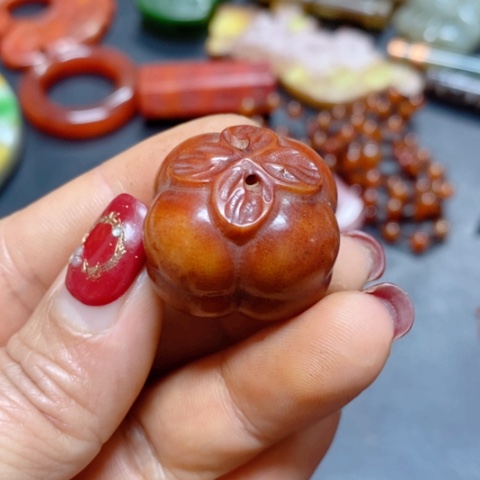 紫金钵盂菩提吊坠