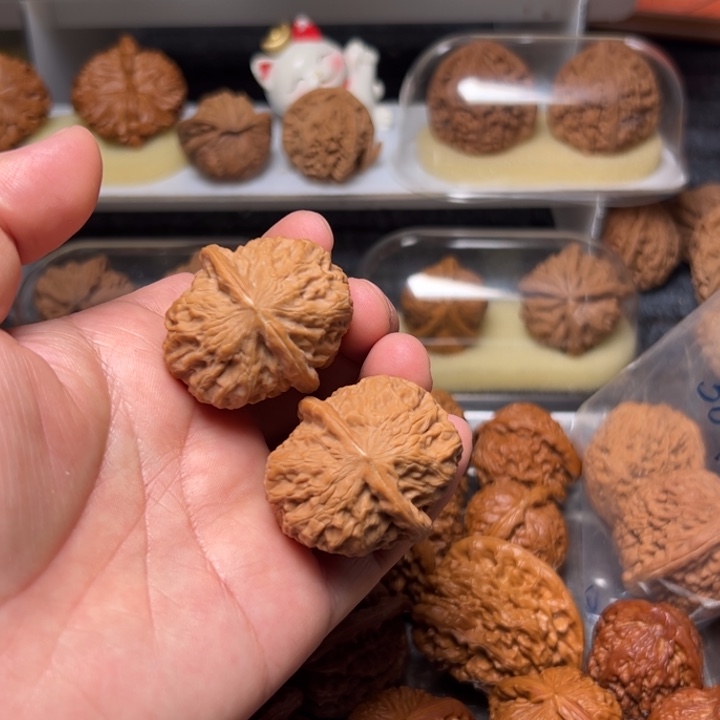 天***忆把件文玩核桃福袋太行元宝