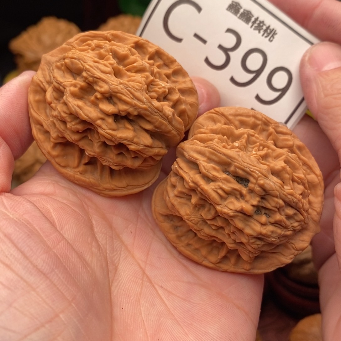 文玩核桃把件虎头44