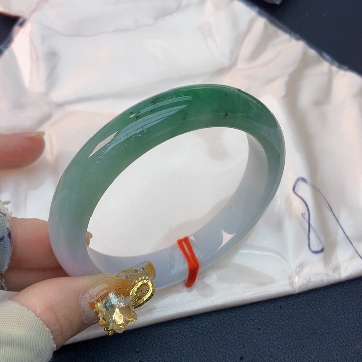 未镶嵌手镯翡翠翡翠手镯