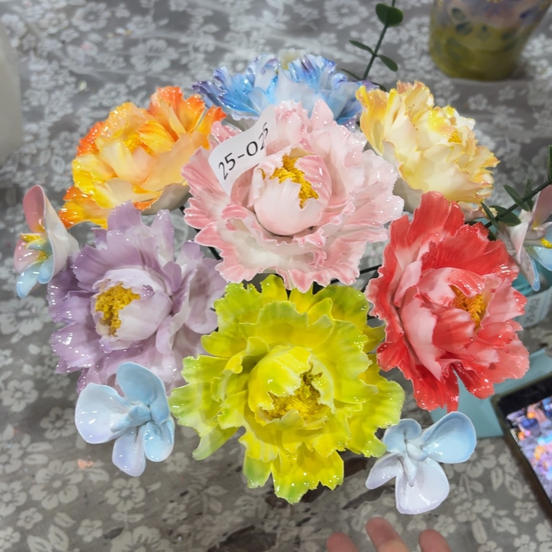 2525 陶瓷花拍满20元发货退款拉黑