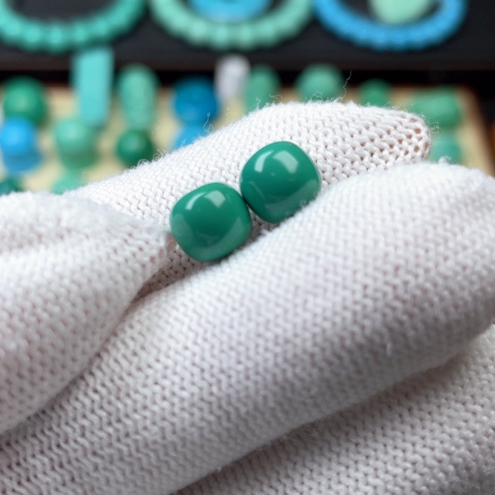 无非金属高瓷玉华8mm老型一对福利