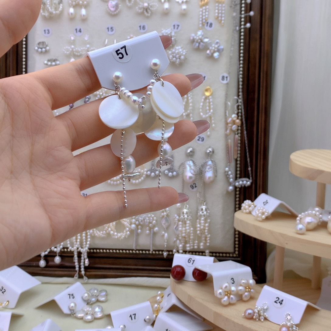 未镶嵌耳饰淡水珍珠