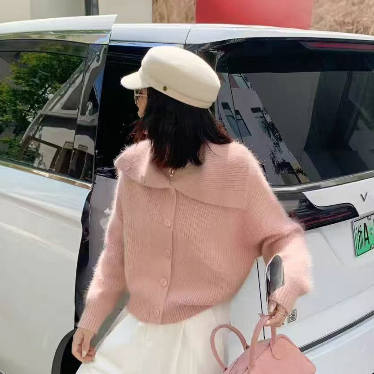 宜美多家 小香风浣熊绒大翻领娃娃领开衫软糯上衣888