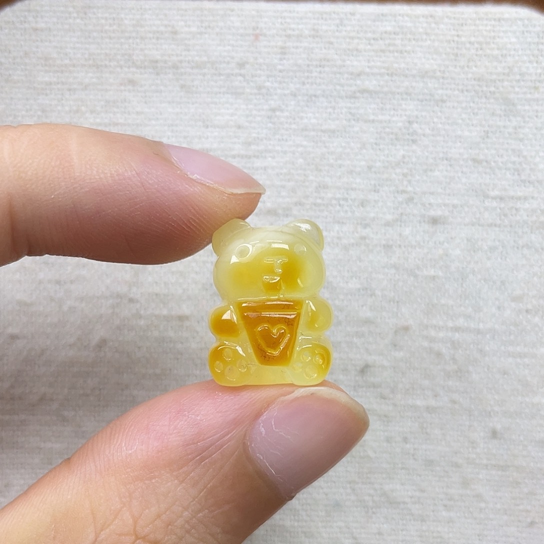 琥珀未镶嵌珠宝奇石奶瓶小熊