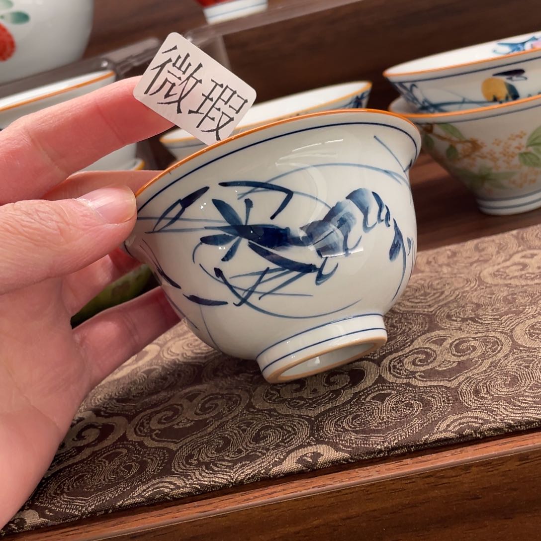 釉下手绘茶具微瑕