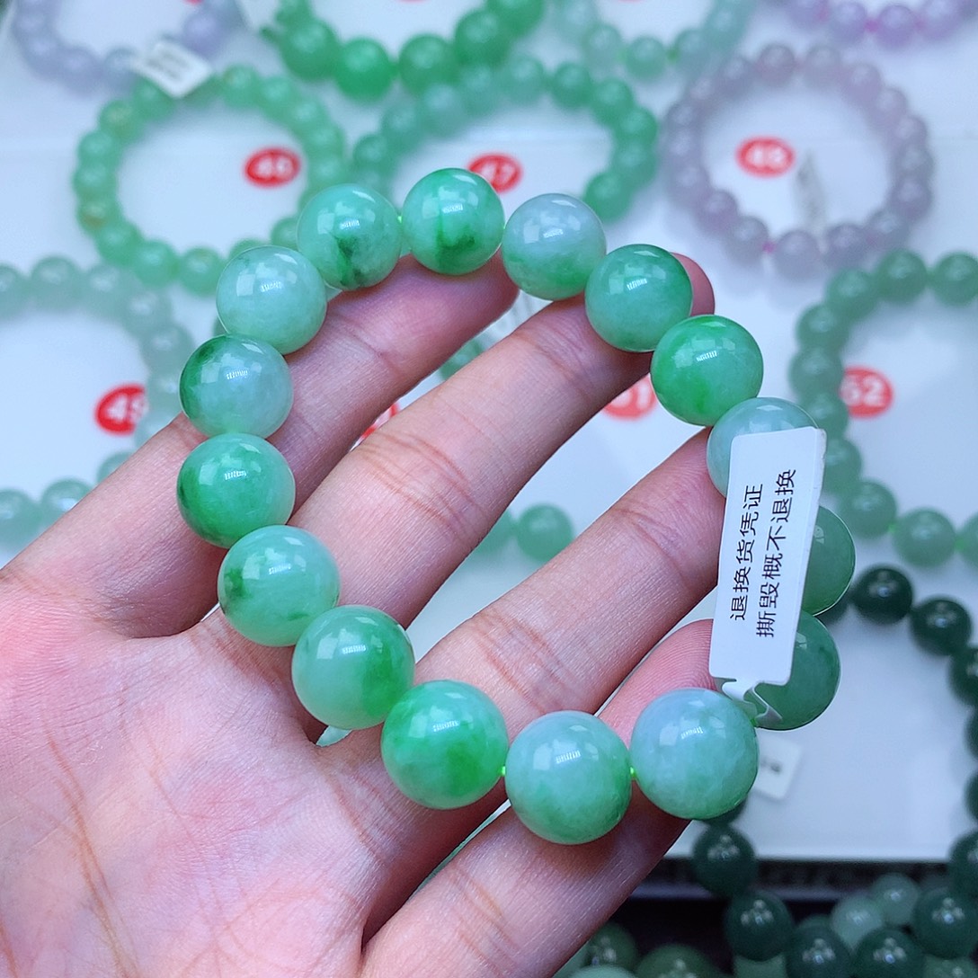 大***帅毛衣链未镶嵌翡翠