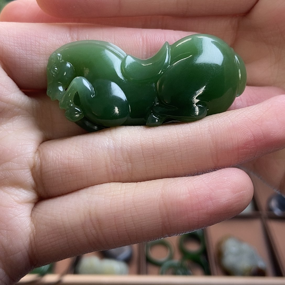 和田玉（糖玉）颈饰未镶嵌