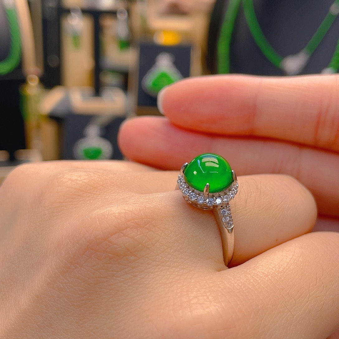 翡翠戒指银S925镶嵌蛋面