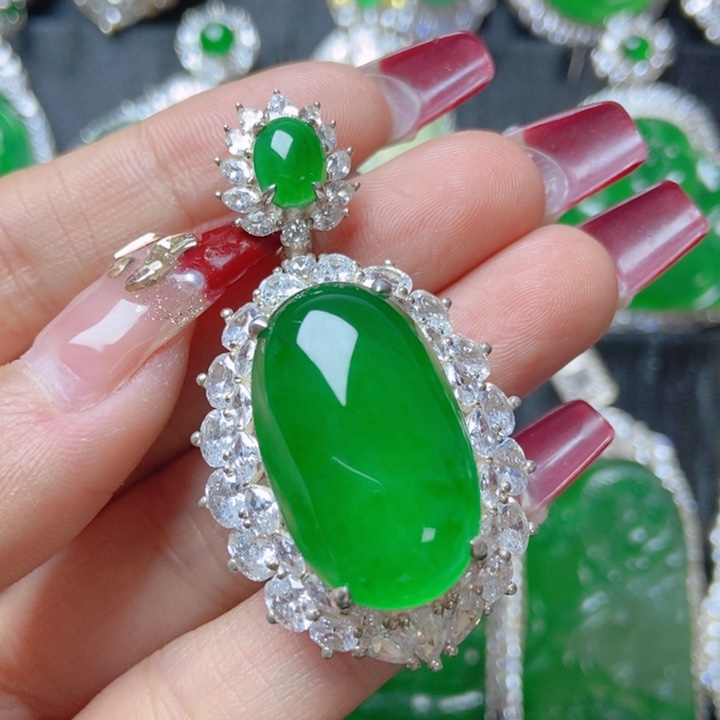 翡翠颈饰银S925镶嵌1888209。