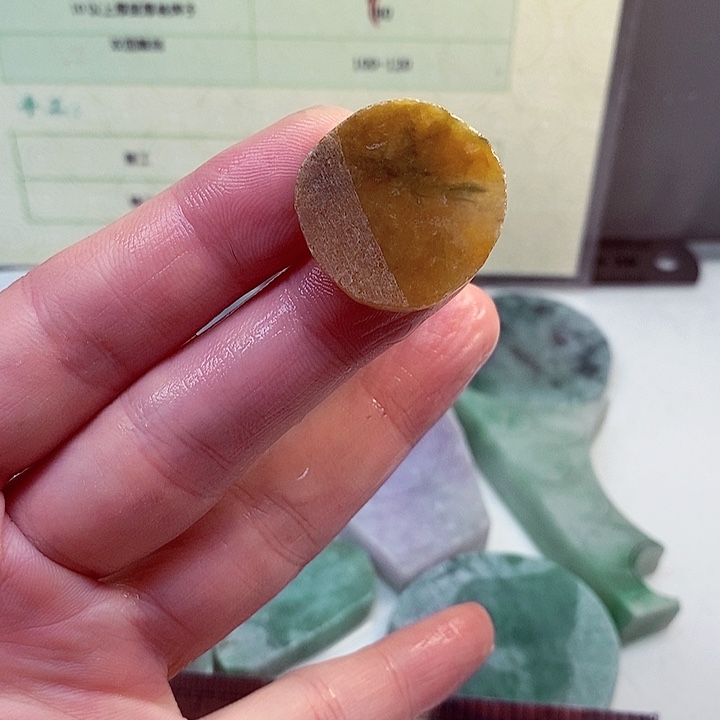 翡翠未镶嵌颈饰缅甸翡翠A货边角