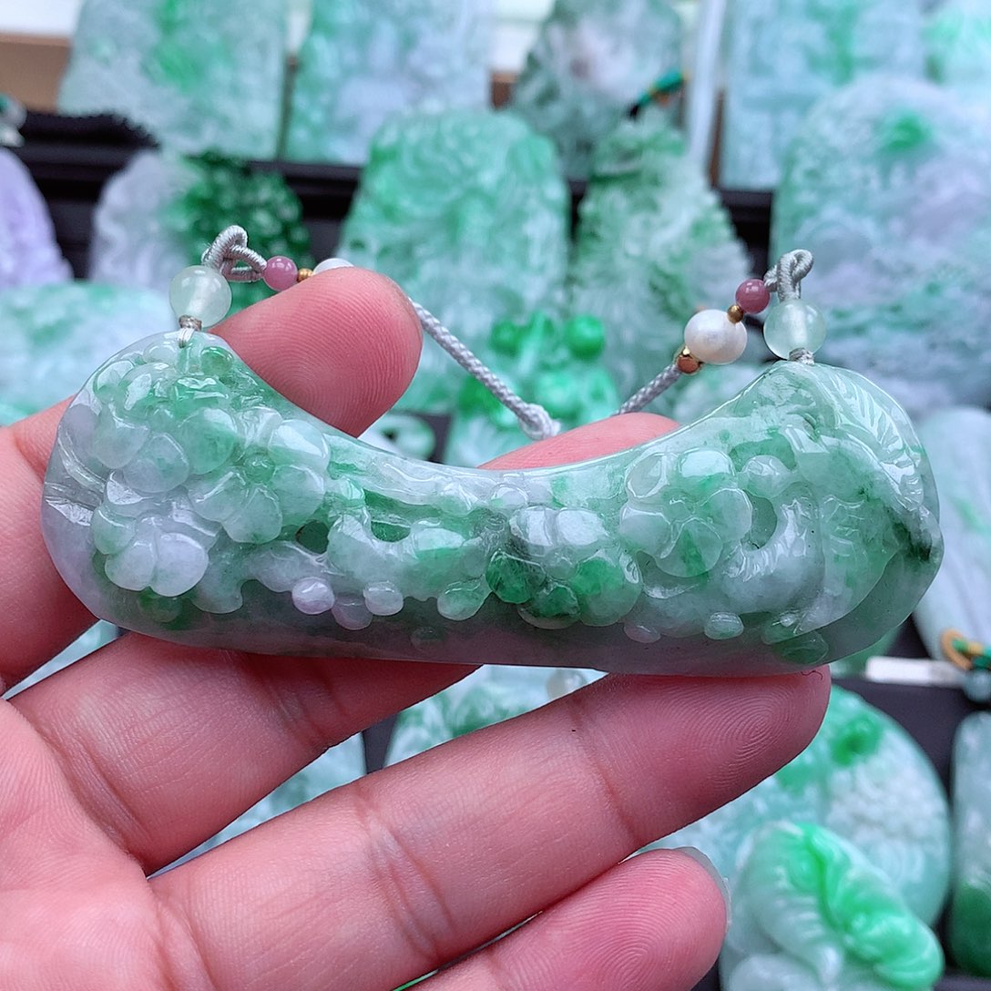 翡翠吊坠(不含链)未镶嵌