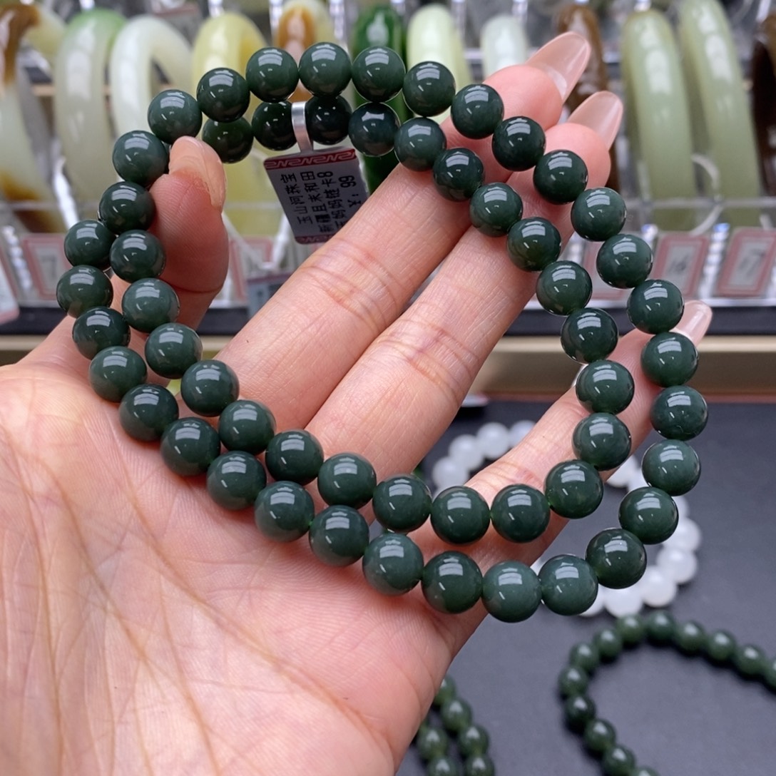 和田玉未镶嵌项链