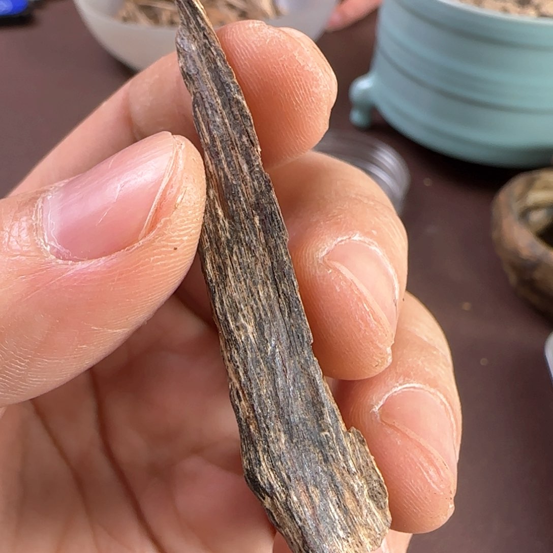 沉香摆件香港沉香根部树心油0.7克