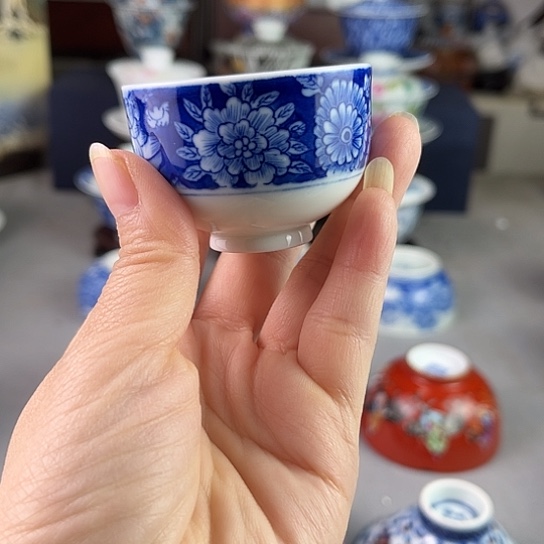 福利陶瓷小杯一个
