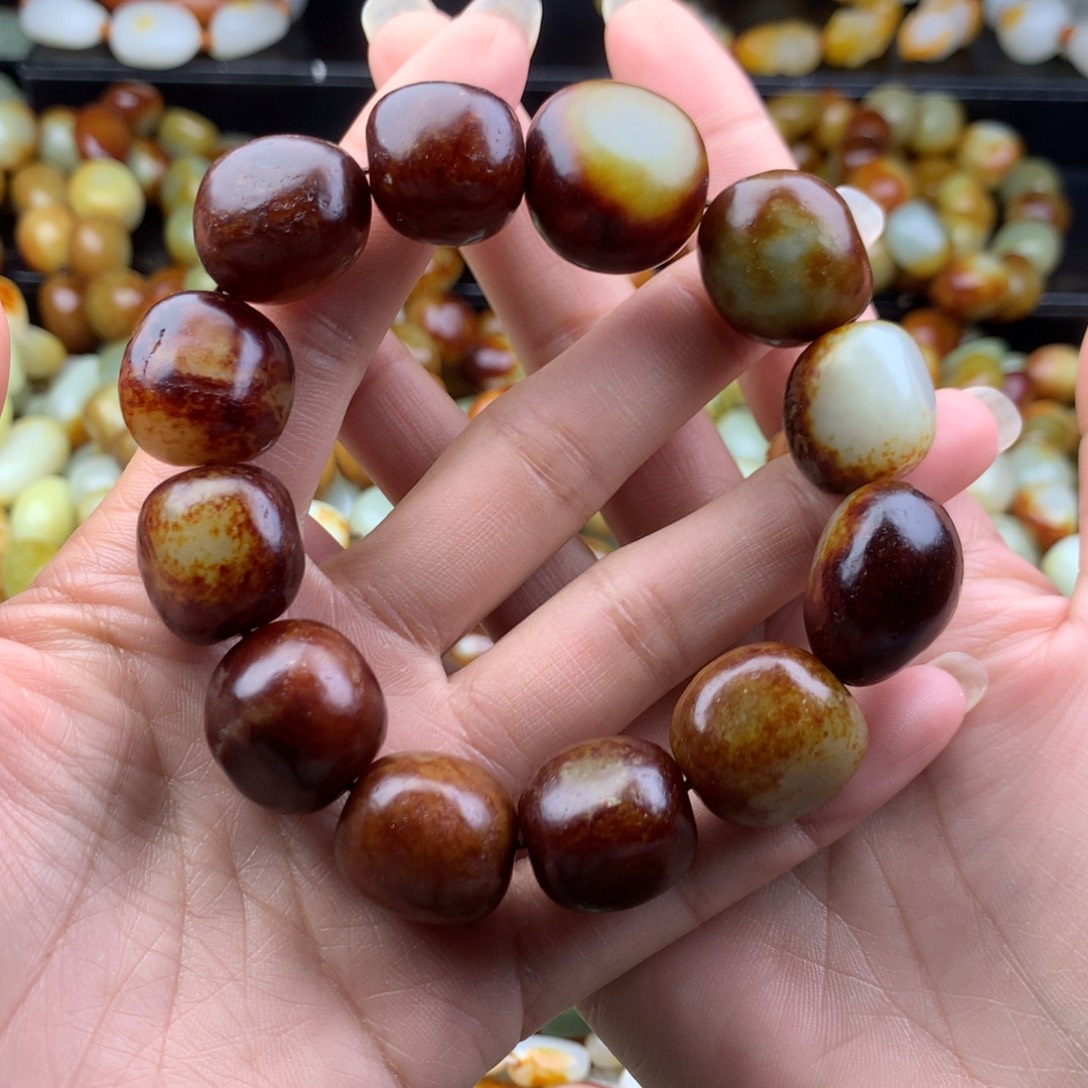 *****和田玉未镶嵌手链