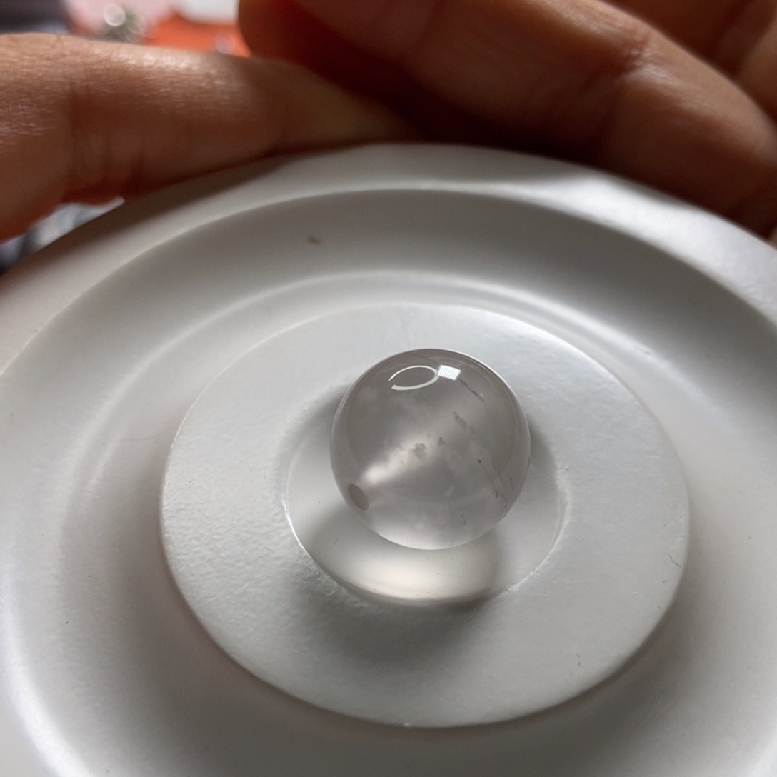 相***人石英质玉未镶嵌颈饰