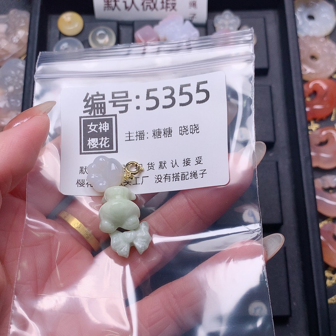 玛瑙/玉髓颈饰合金丝*