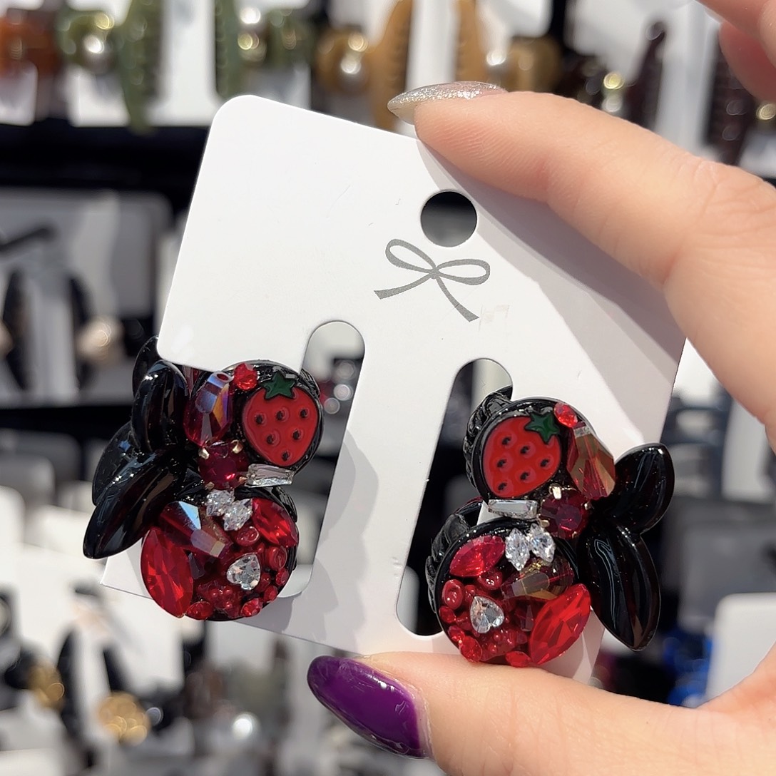 皮质铁合金樱桃草莓刘海夹