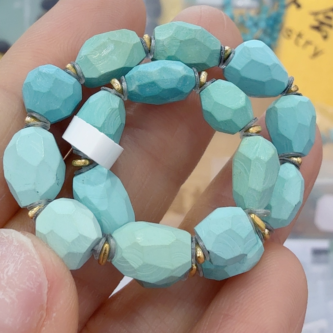 绿松石未镶嵌珠宝奇石