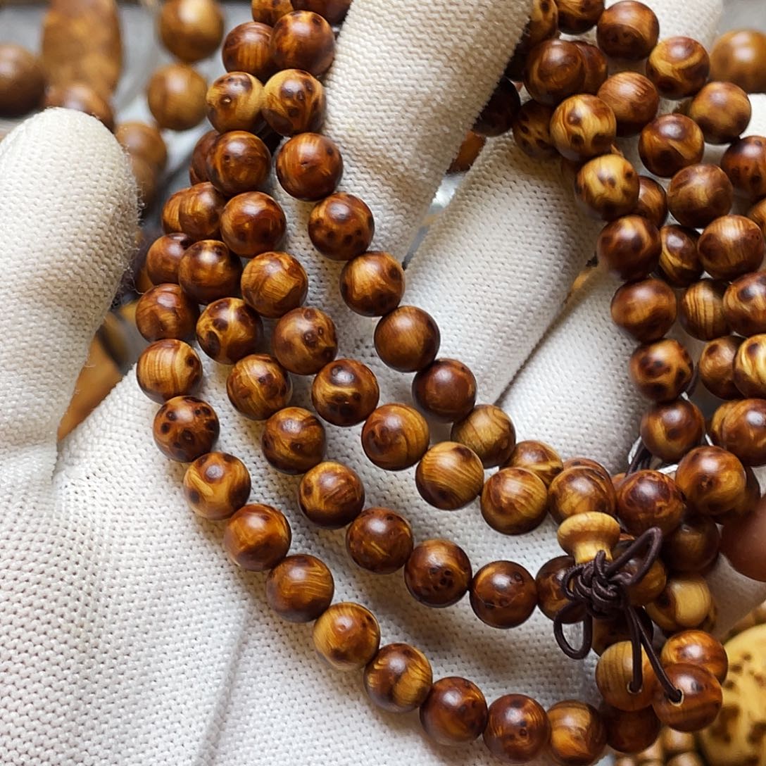 *****手串/手链柏木太行崖柏陈化0.8黑金雀眼瘤疤108颗