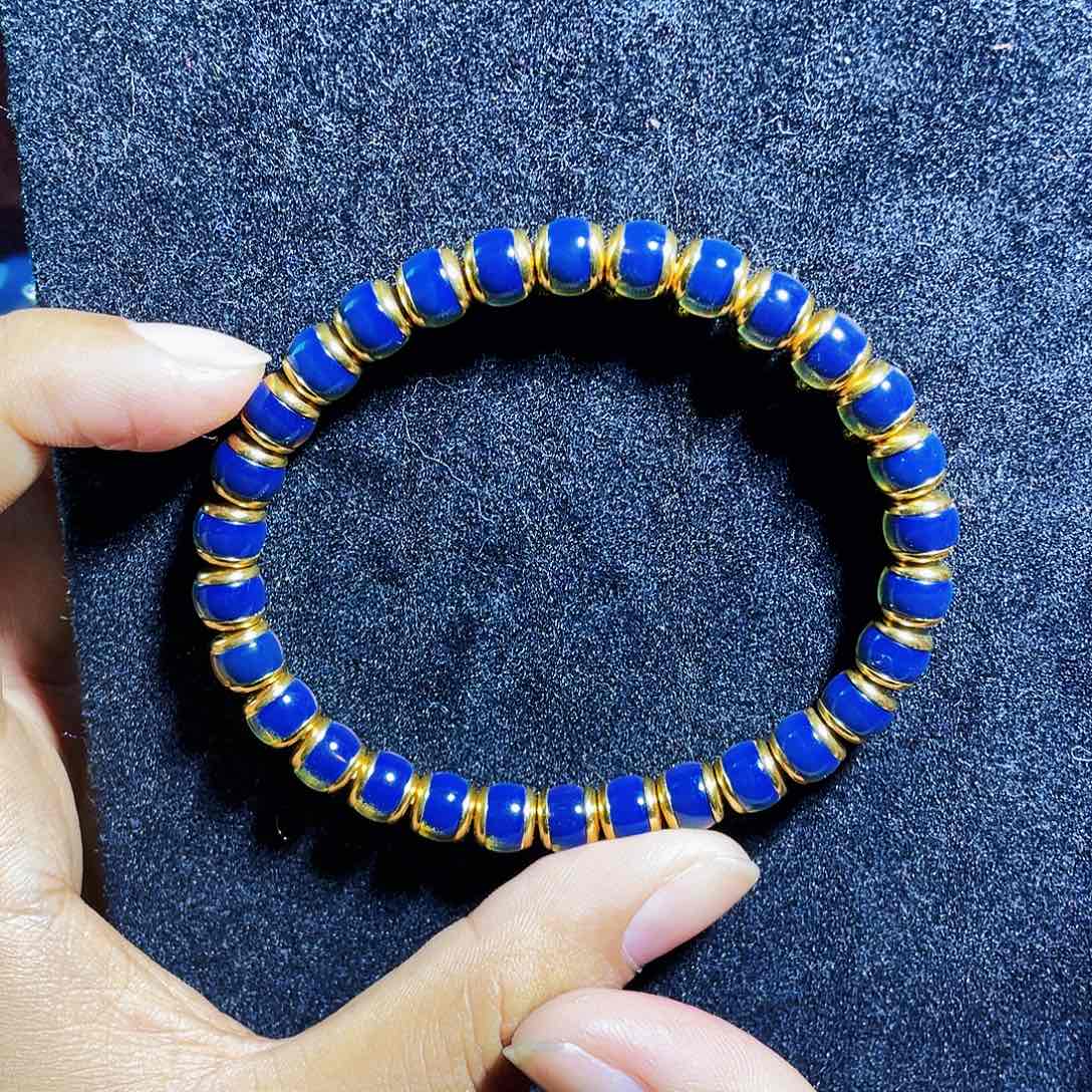 蓝珀裸石未镶嵌萤火虫