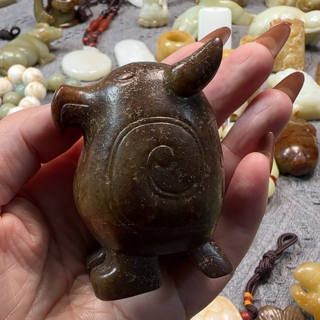 和田玉挂件未镶嵌湖**色