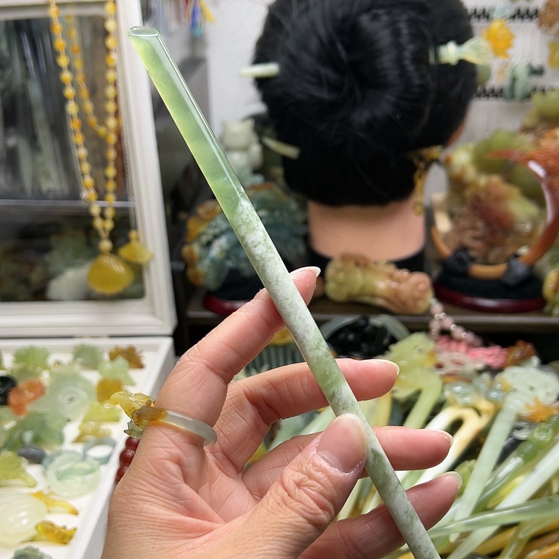 蛇纹石玉发饰合金