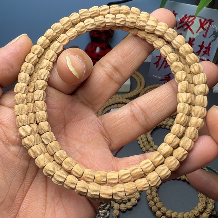 柏香籽/百香籽吊坠刀锋龙脊