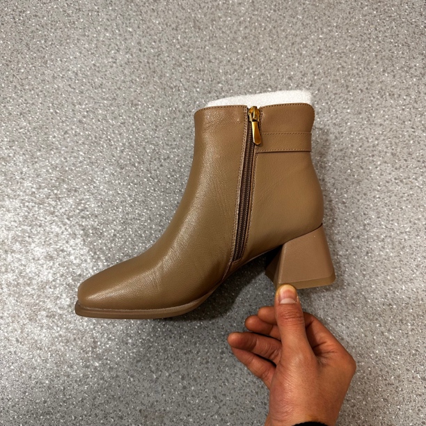 方头粗跟冬季百搭中跟短筒靴015