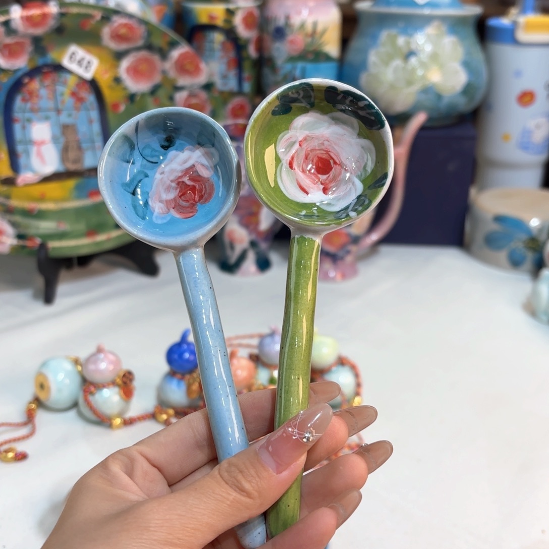 牟***梅景德镇手绘高温釉下彩陶瓷茶具