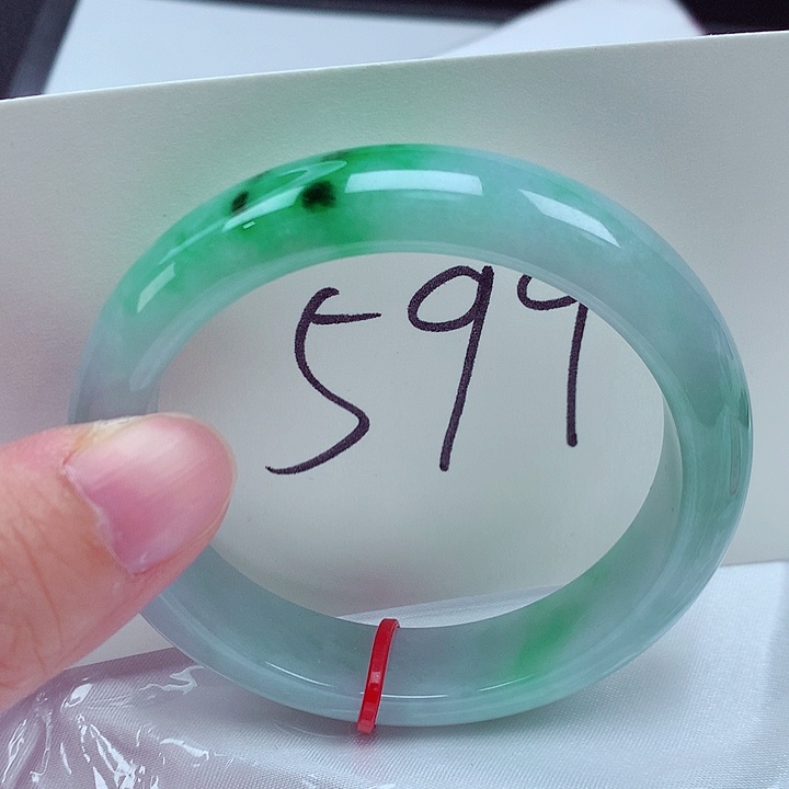 翡翠未镶嵌手镯翡翠