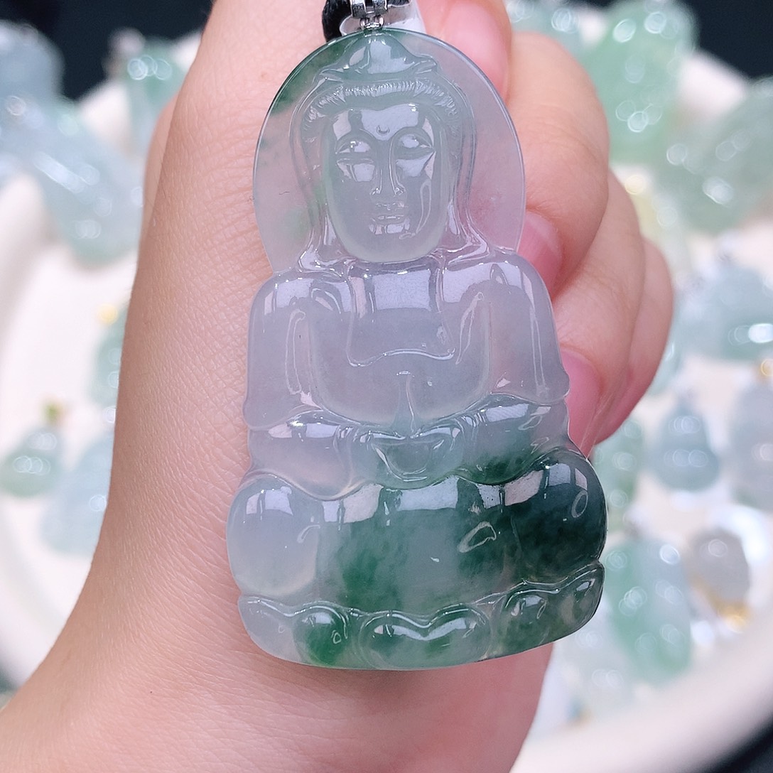 颈饰18K金镶嵌翡翠53.3-31.3-4.7