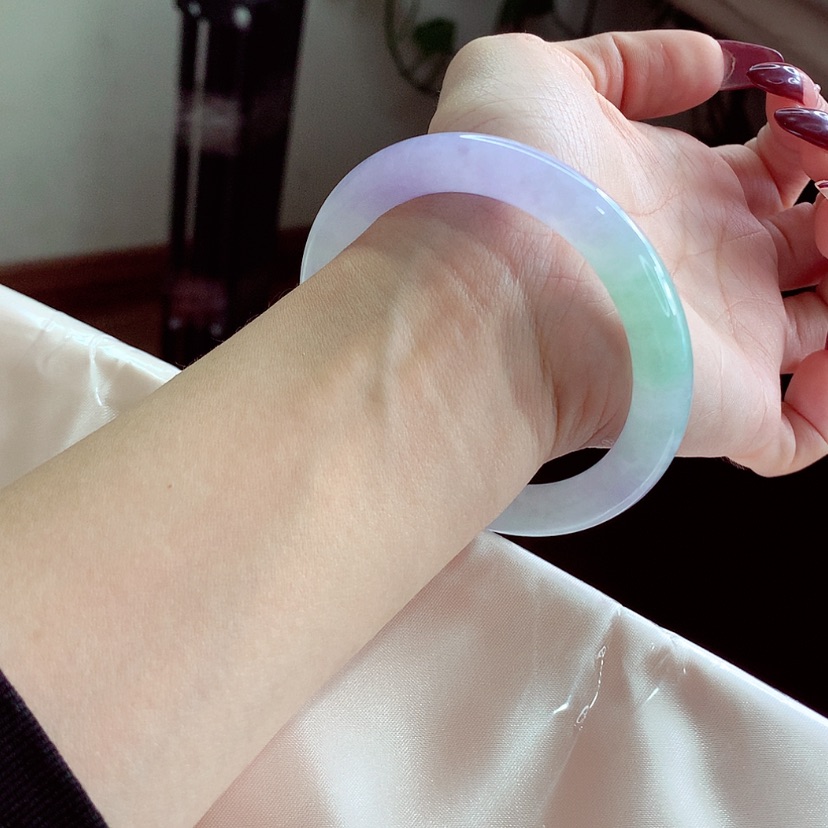 【闪购商品】翡翠手镯未镶嵌54.6冰春彩仙气满满 灵